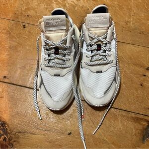 NWOT Adidas x 3M Nite Jogger